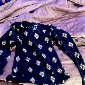 Geometric Patterned Long Sleeve Top